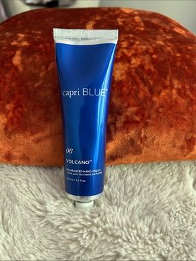 capri BLUE 06 Volcano Fragranced Hand Cream